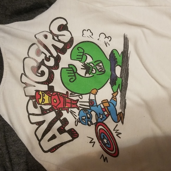 Disney Marvel Avengers Kids Graphic Tee 2T - Picture 3 of 3